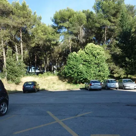 아파트 S Pogledom Na - Nada