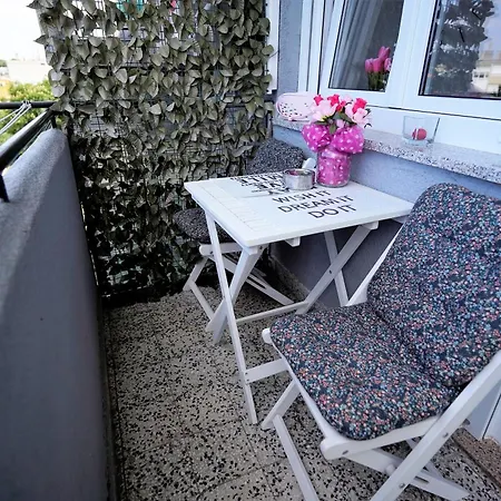 Apartment S Pogledom Na - Nada *