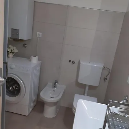 S Pogledom Na - Nada * 普拉