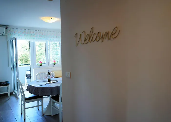 S Pogledom Na - Nada Пула